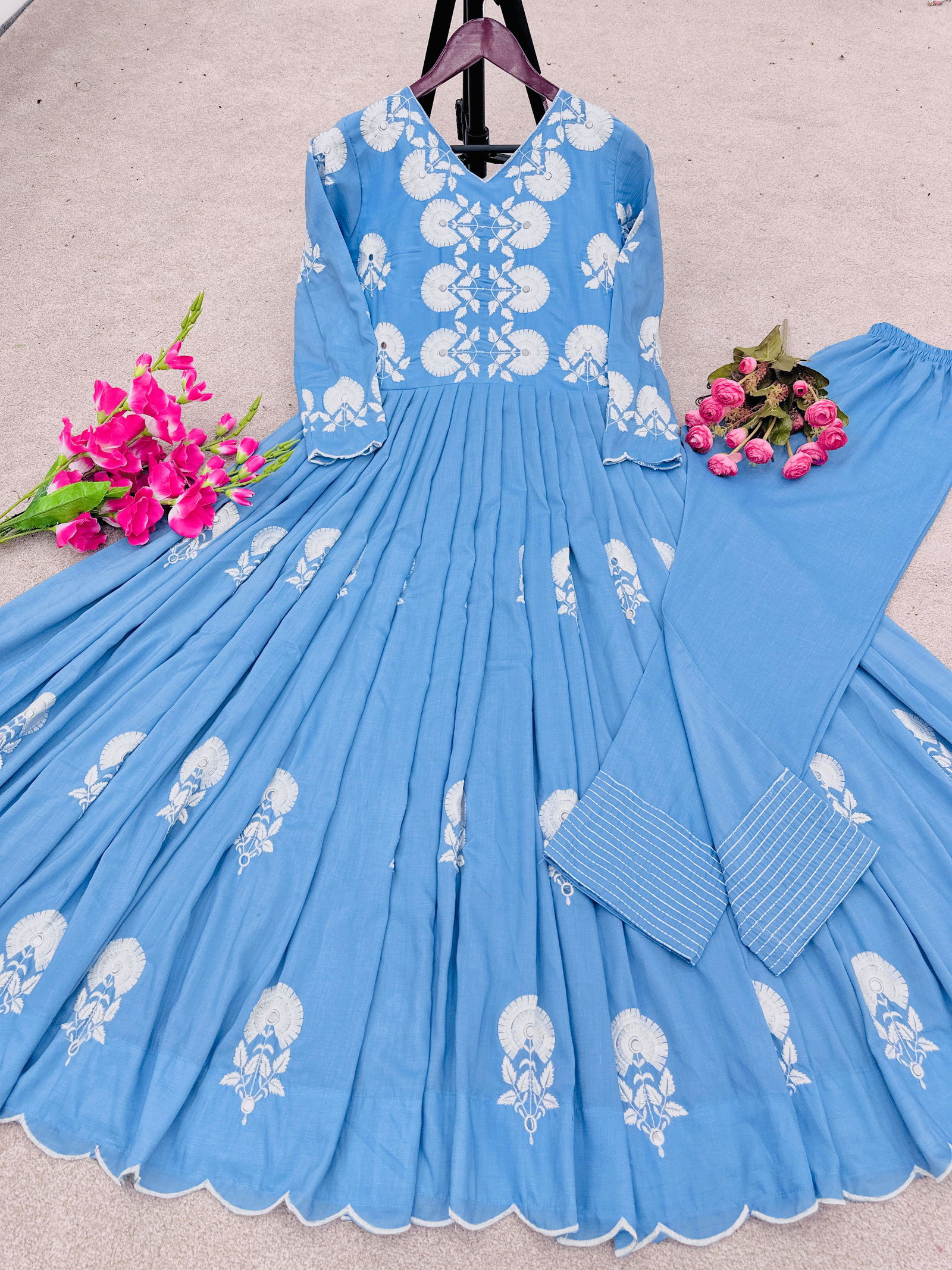 Sr 1579 Cotton Silk Embroidery Anarkali Kurtis With Bottom